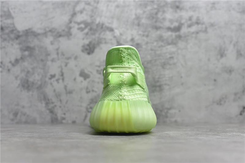 EXCLUSIVE GOD YEEZY 350 V2 GID GLOW WITH REAL PREMEKNIT FROM HUAYIYI WHICH OFFER PRIMEKNIT TO ADIDAS DIRECTLY READY TO SHIP